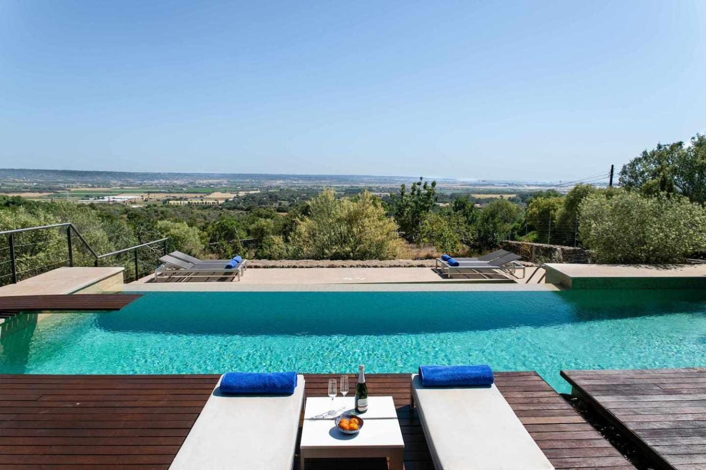 Premier Villa Rental In Mallorca Es Barranc Vell Портол Екстер'єр фото